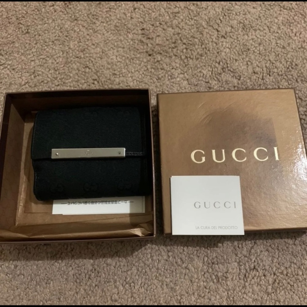 Gucci wallet